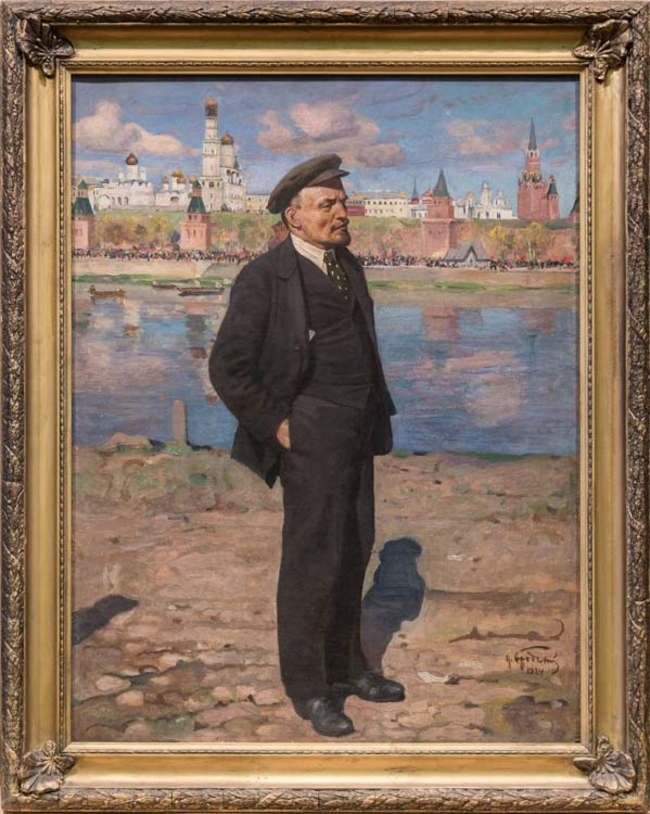 В.И. Ленин на фоне Кремля